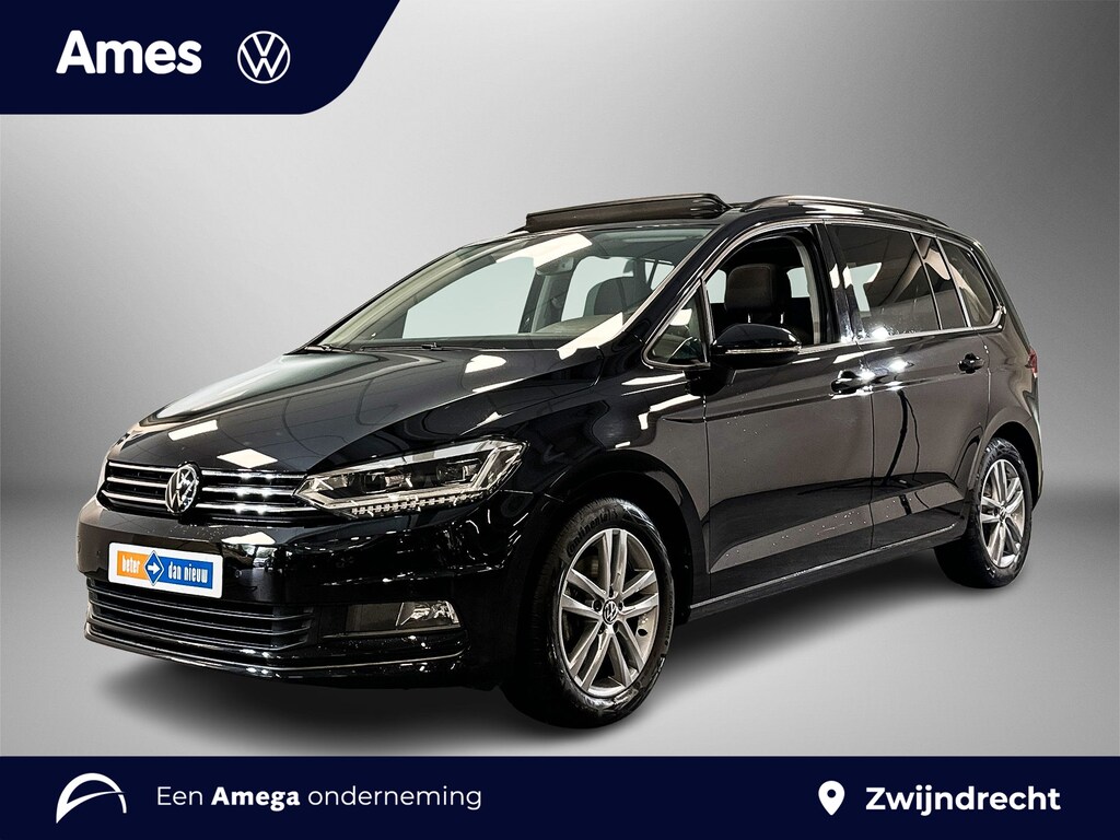 Volkswagen Touran 1.5 TSI 150pk Highline 7p Panoramaschuif-kanteldak | 17inch |  Voorstoelen verwarmbaar