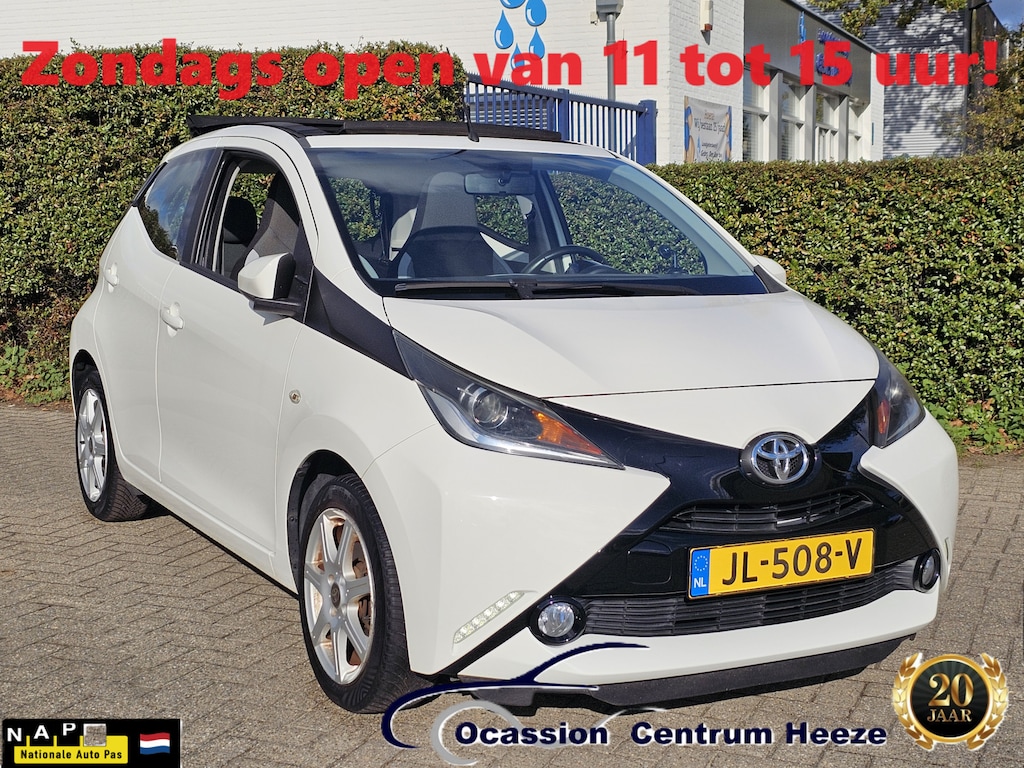 Toyota Aygo 1.0 VVT-i x-Wave Cabrio-Top! Camera! Apk 8-2027! VAN/VOOR WEKEN!!