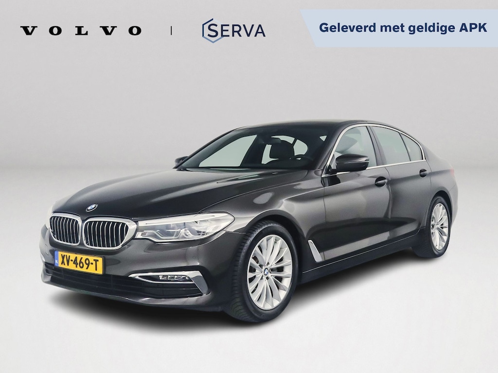 BMW 5-Serie 520i High Executive Edition | Navigatie | Head-up Display | Stoelverwarming