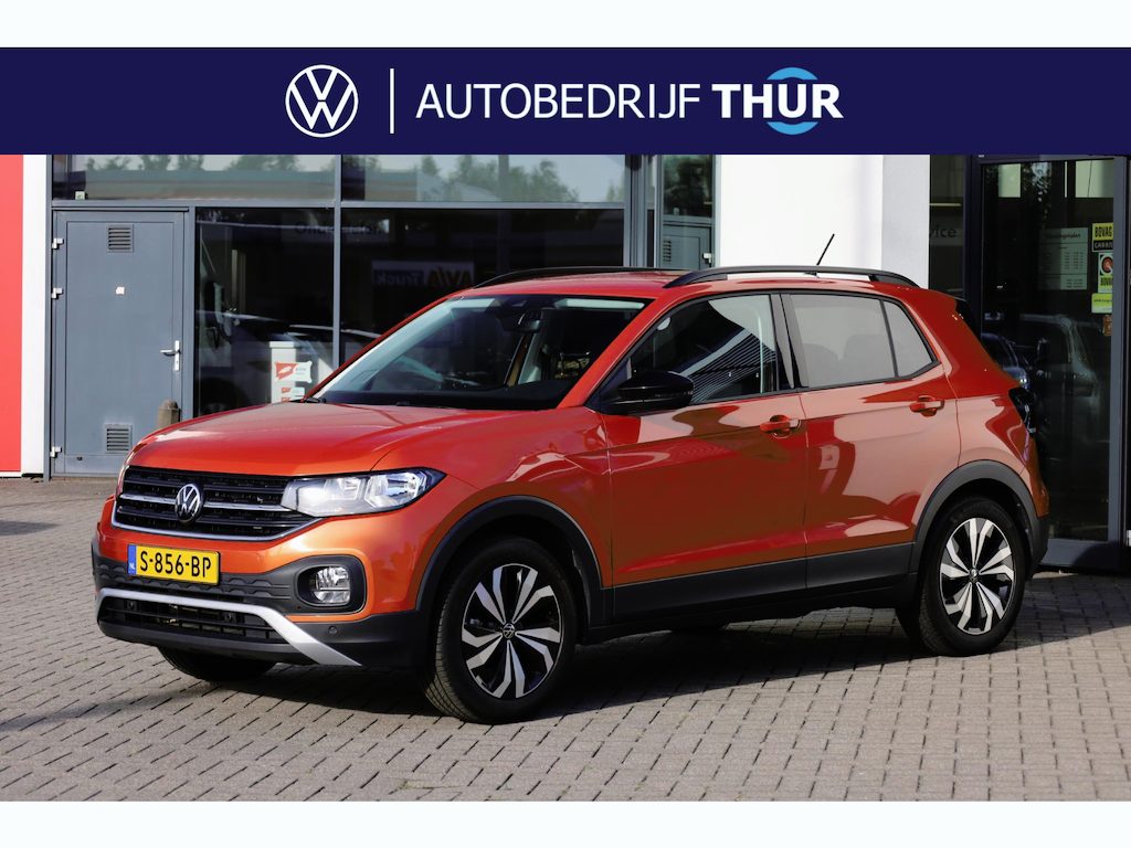 Volkswagen T-Cross 1.0 TSI Life PL €533 p/m* | 95PK / 70kW, 13983KM, 2-zone climatronic, comfort pakket (parkeersensoren voor en achter (pdc), achteruitrijcamera (rear view), verwarmbare voorstoelen), multimedia pakket (navigatie, draadloze telefoonlader), black design pakket (privacy glas), elektrisch verstel-, verwarm- en inklapbare buitenspiegels, adaptieve cruise control (acc), Apple Carplay & Android Auto etc.