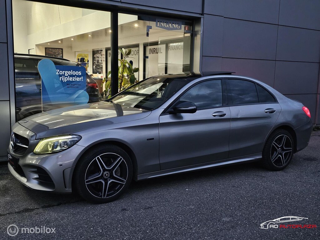 Mercedes-Benz C-klasse 300 de AMG Panorama/Camera/MOTOR TIKT