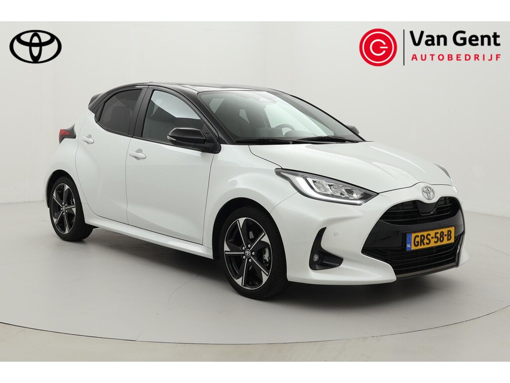 Toyota Yaris 1.5 Hybrid 130 Launch Edition | Dodehoek detectie | Apple Carplay / Android Auto | Head-up display | Stoel-/stuurverwarming | JBL | Parkeersensoren voor/achter | 17 inch