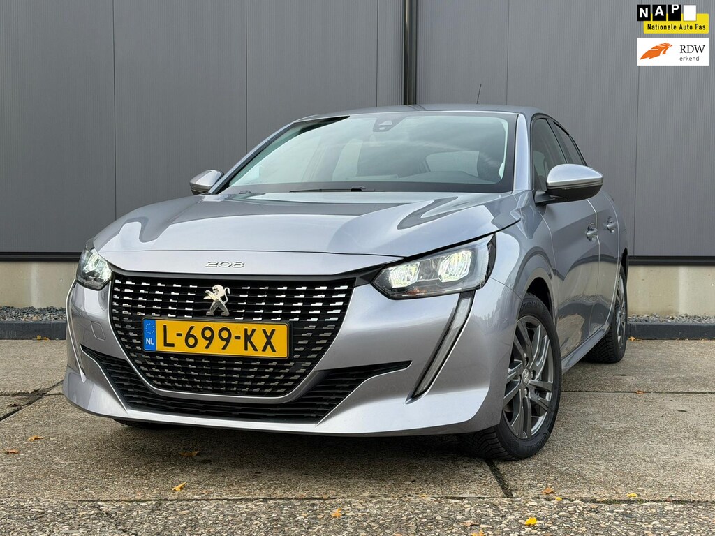 Peugeot 208 1.2 PureTech Blue Lease Active vol opties BTW incl.