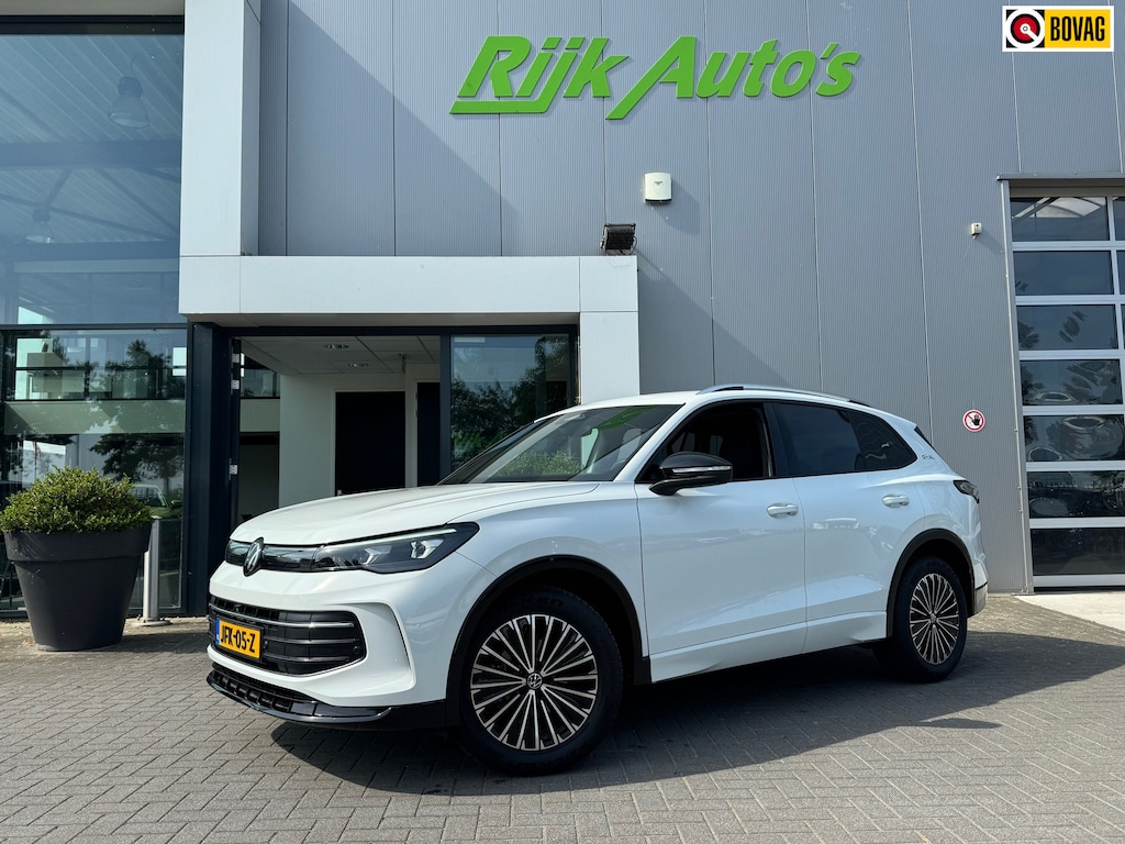 Volkswagen Tiguan 1.5 TSI Goal * ACC * 360 Camera * Trekhaak * Lane + Side Assist