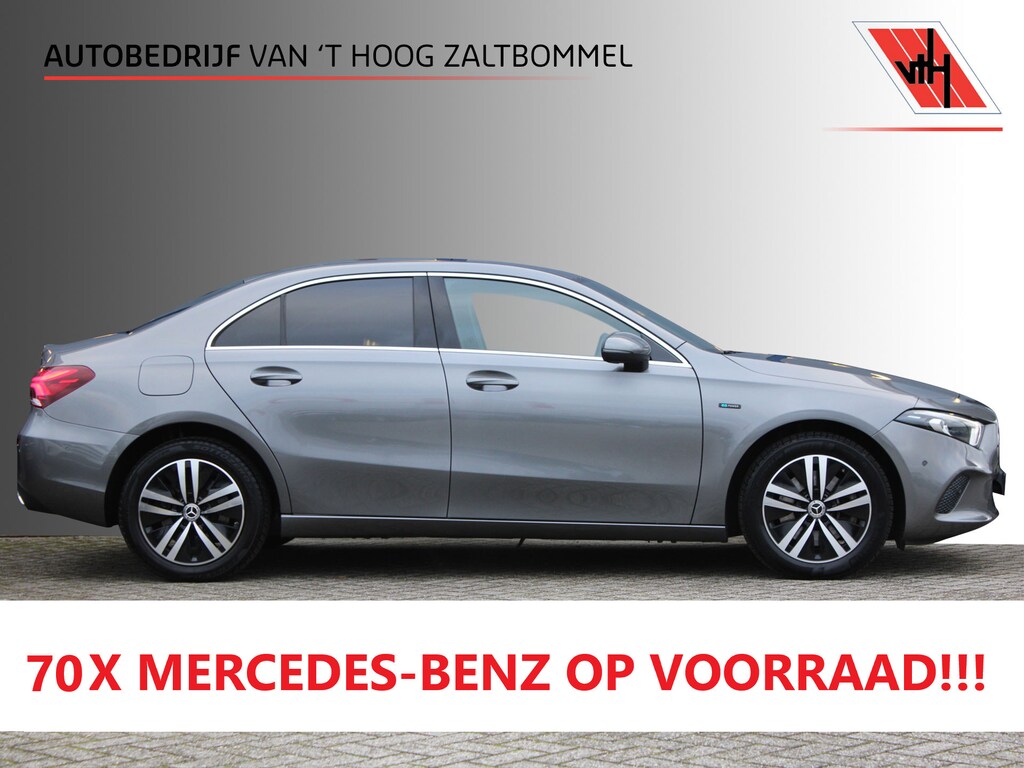 Mercedes-Benz A-klasse 250e AUT8 Premium LEDER CARPLAY WIDESCREEN SFEER CAMERA