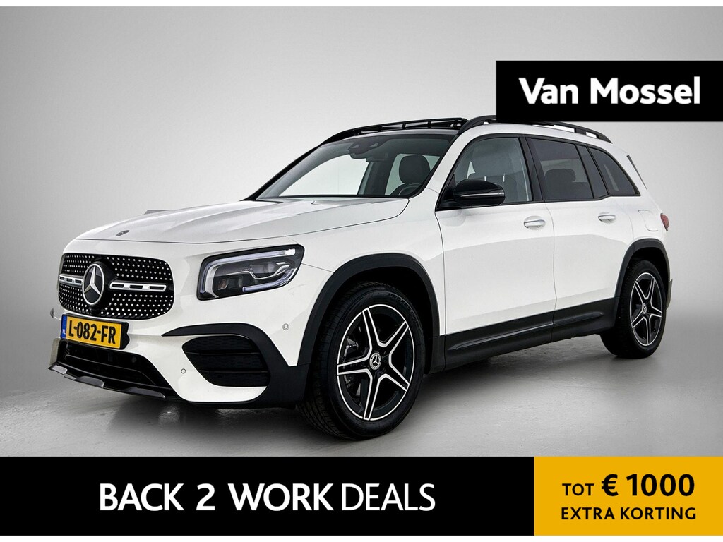 Mercedes-Benz GLB 180 Business Solution AMG | PANORAMADAK | WIDESCREEN COCKPIT | ELEKTRISCHE ACHTERKLEP | ACHTERUITRIJCAMERA | SFEERVERLICHTING | STOELVERWARMING | ELEKTRISCHE VOORSTOELEN MET GEHEUGEN | SPORTSTOELEN |