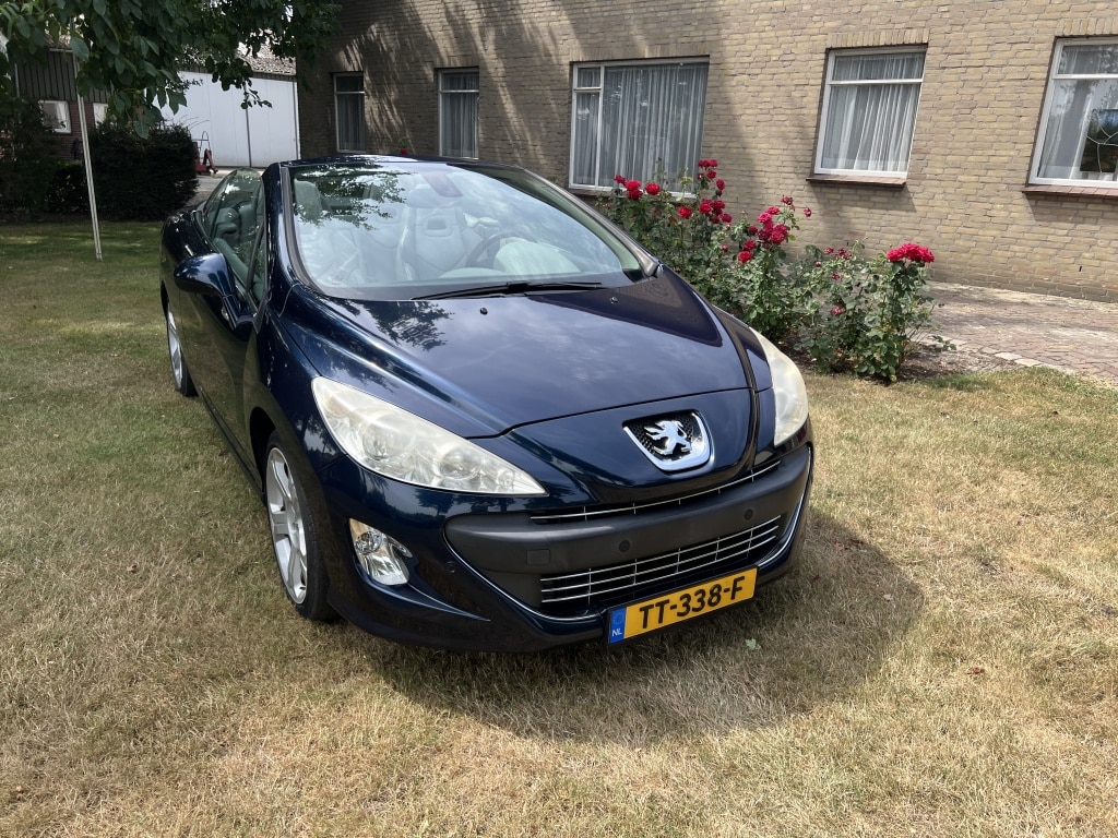 Peugeot 308 CC 1.6 THP Feline