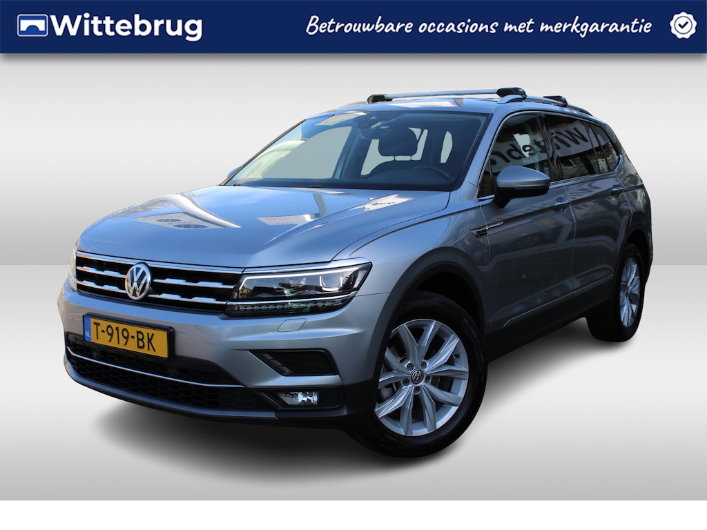 Volkswagen Tiguan Allspace 1.5 TSI 150pk Highline 7 zitplaatsen DSG Automaat / Navigatie via APP / LED / Parkeersensoren / Elektr klep / Keyless / LM 18 inch