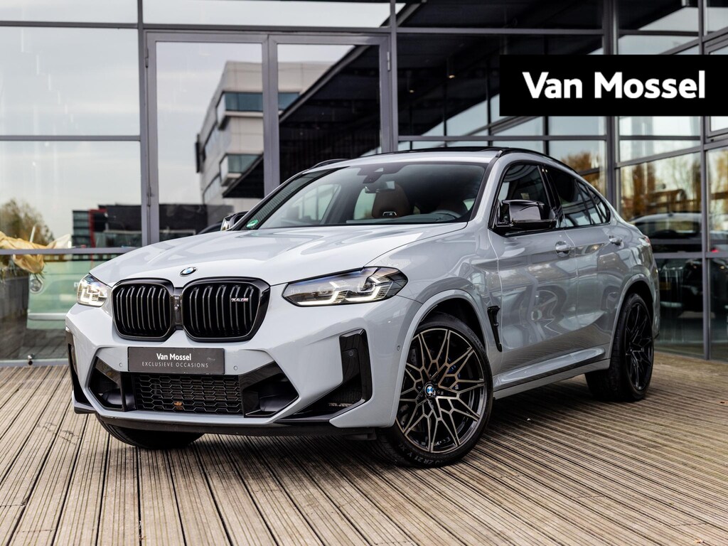 BMW X4 M Competition | BROOKLYN GRAU | SCHUIF/KANTELDAK | HARMAN KARDON AUDIO | STUUR + STOELVERWARMING | STOELMEMORY | 360 CAMERA | 21 INCH | APPLE-CARPLAY | HEAD-UP DISPLAY |
