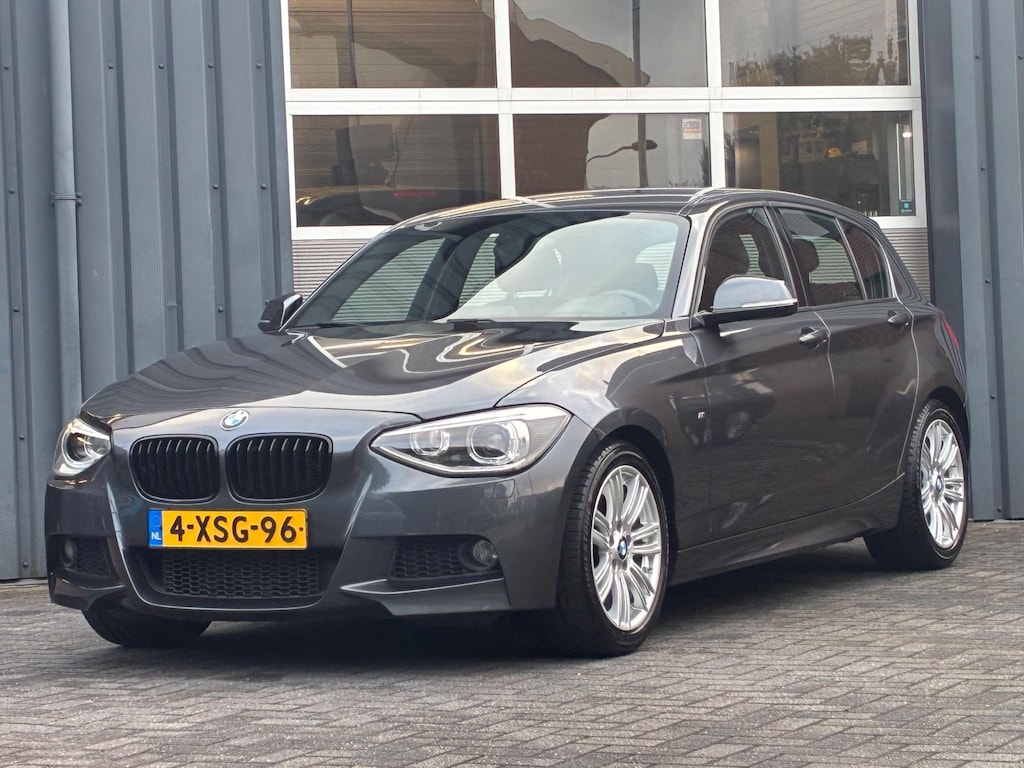 BMW 1-Serie 125i M-pakket Navigatie Climatecontrole Xenon Pdc Clima