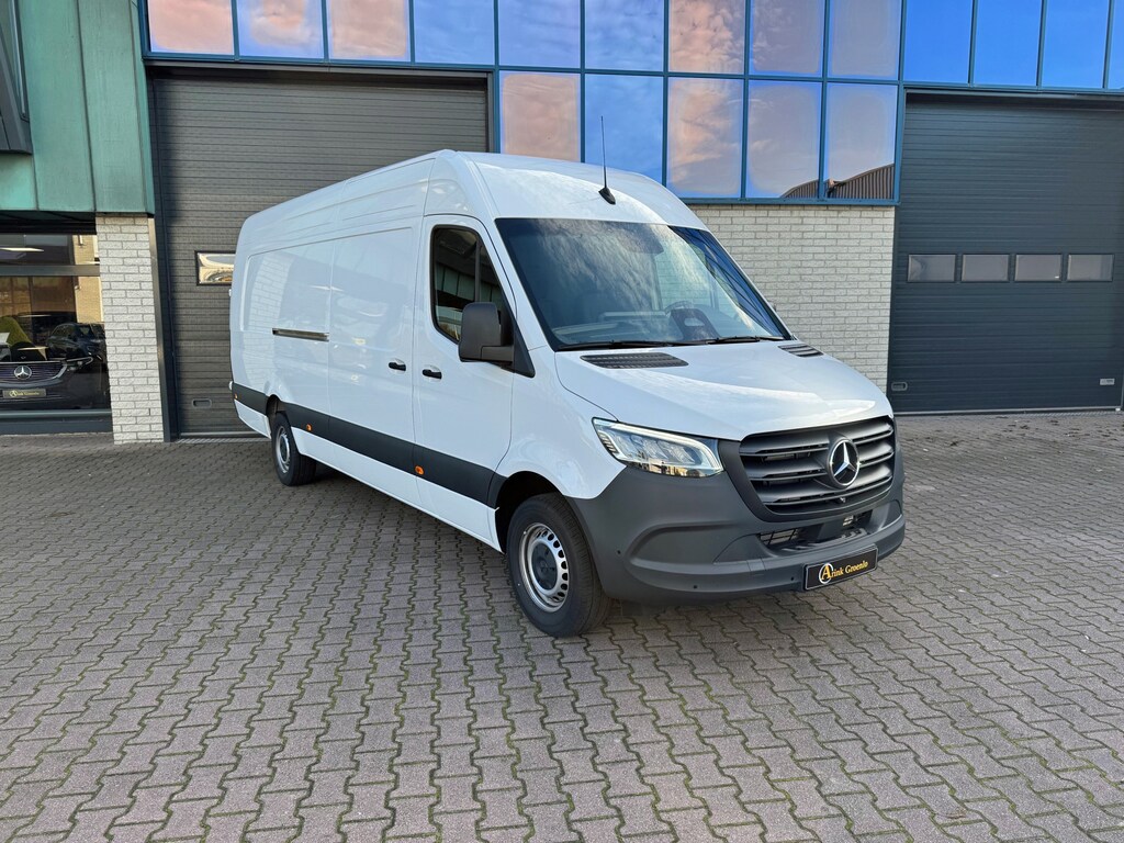 Mercedes-Benz Sprinter 319 Pro L4H2 BPM vrij 9G-Tronic Mbux Navi Led Koplampen Distronic Veiligheidspakket Winterpakket