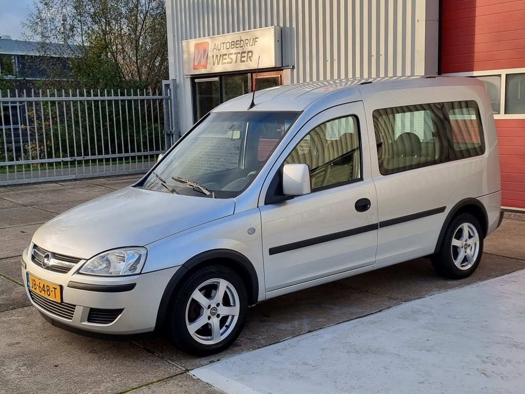 Opel Tour 1.4-16V Enjoy