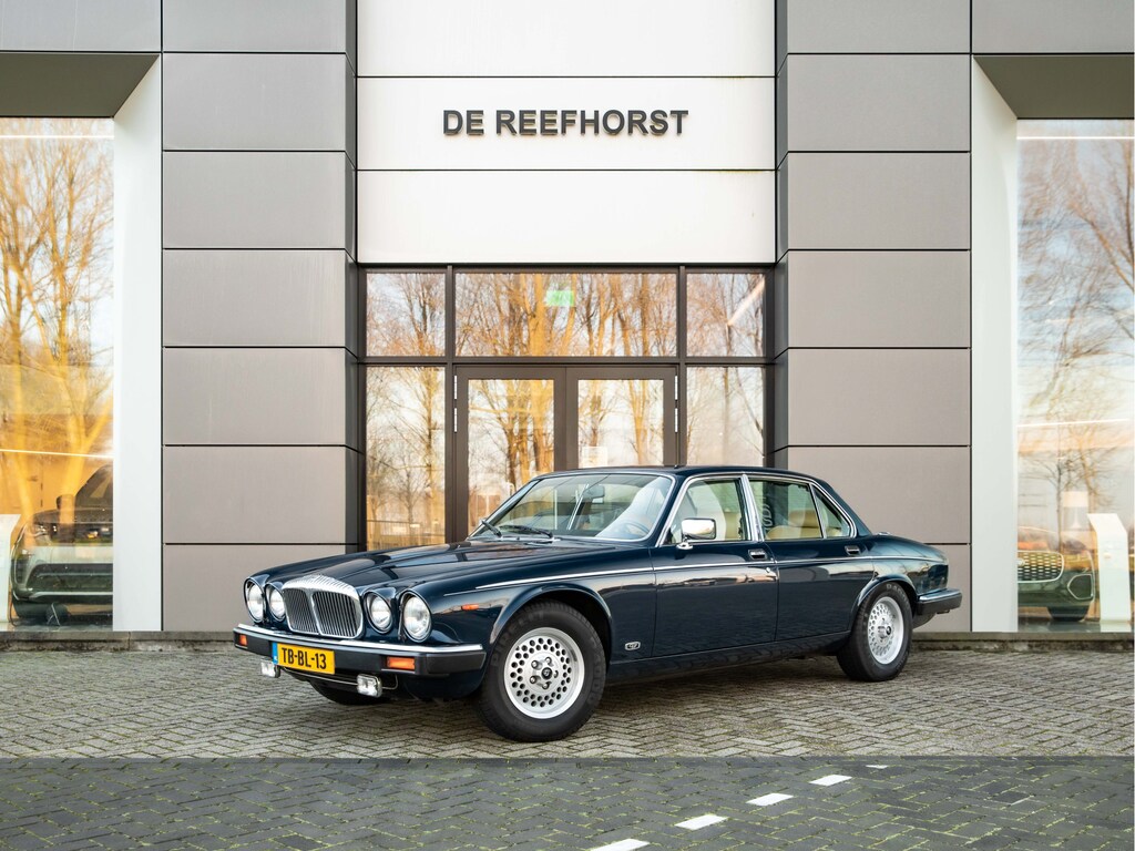 Daimler Double Six 5.3 V12 Nette Staat | Lederen Interieur | Cruise Control | Top Conditie