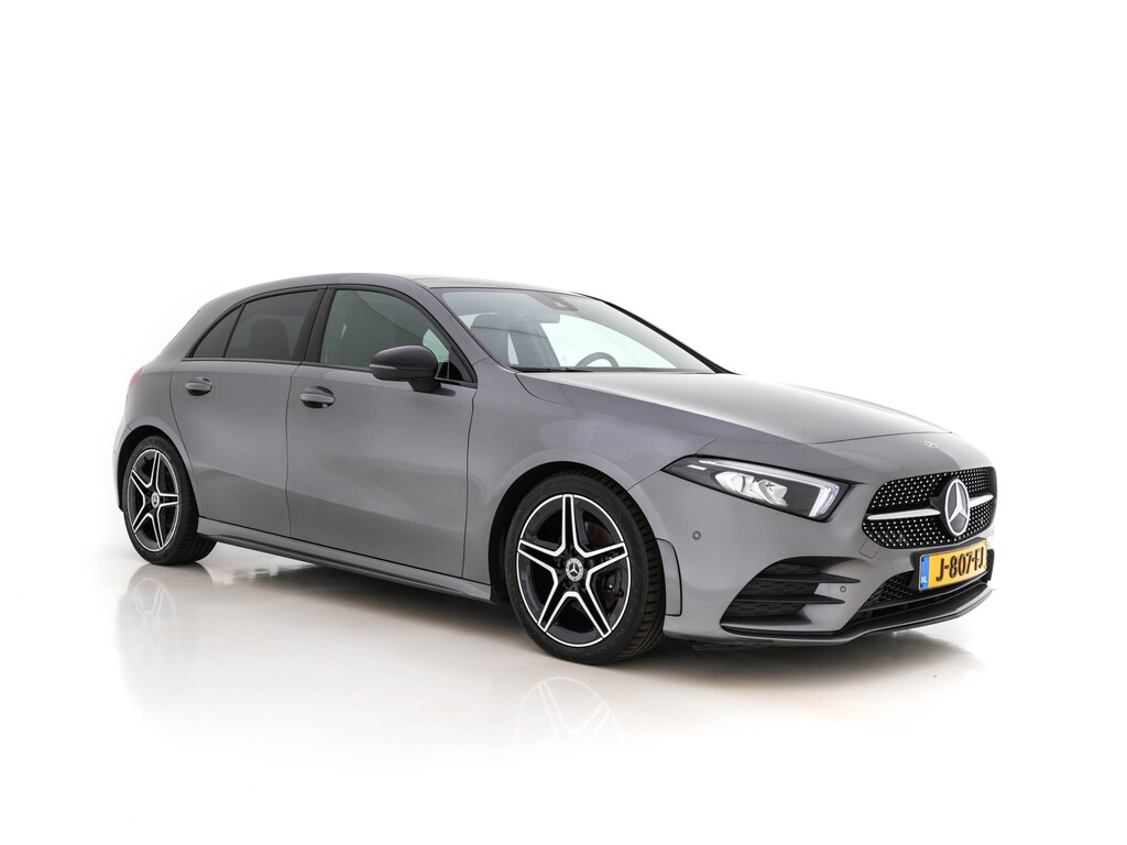 Mercedes-Benz A-klasse 180 AMG-Line Business Solution *PANO | LEATHER-MICROFIBRE | WIDESCREEN-COCKPIT | FULL-LED | CAMERA | ECC | PDC | CRUISE | HEATED-SPORTSEATS | PRIVACY-GLASS | 18"ALU*