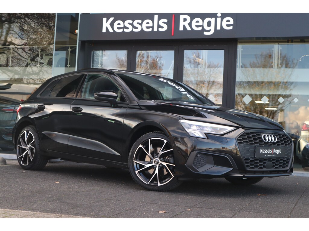 Audi A3 Sportback 40 TFSI e Sport Edition | Pano | ACC | Keyless | El.Klep | Sensoren | CarPlay | Stoelverwarming