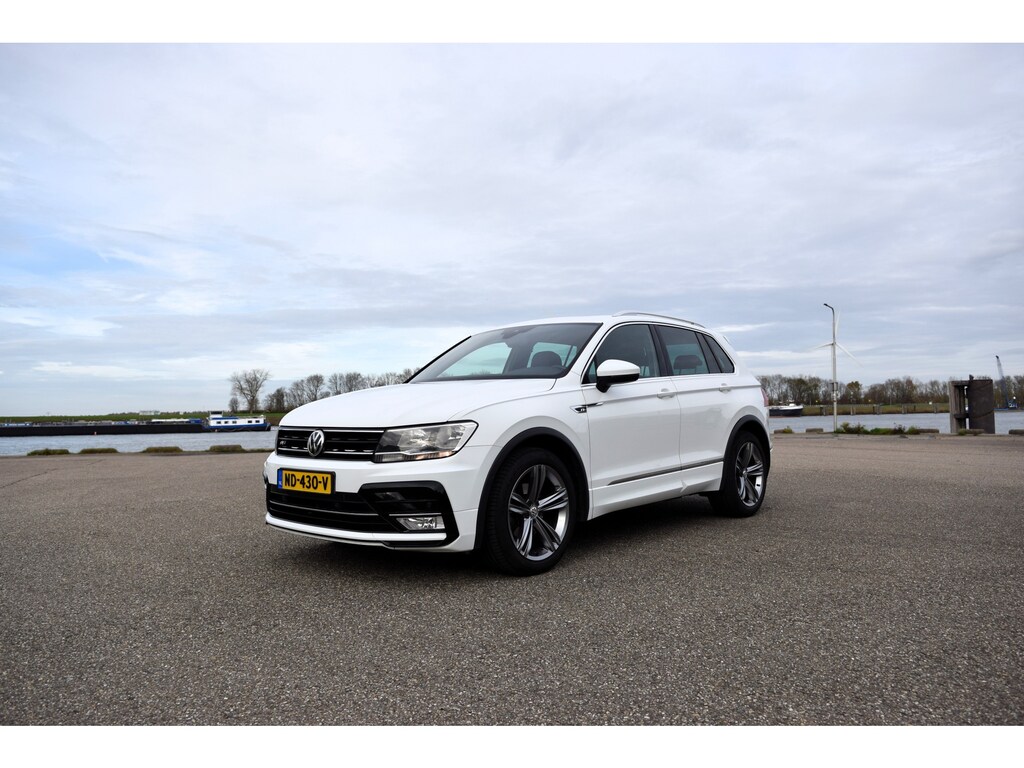 Volkswagen Tiguan 1.4 TSI R-LINE PANO/VIRTUAL