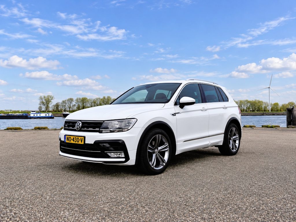 Volkswagen Tiguan 1.4 TSI R-LINE PANO/VIRTUAL