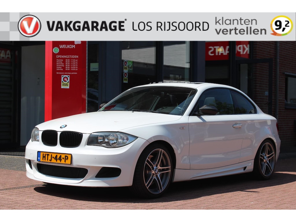 BMW 1-Serie (e87) 135i Coupé 306pk | Handbak | TOPPER !! | Schuifdak | A/C | Stoelverwarming | PDC | Leuk |