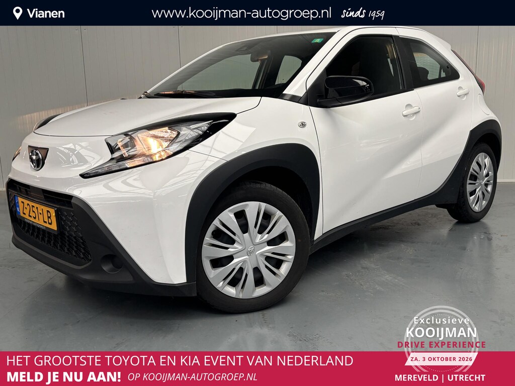 Toyota Aygo X 1.0 VVT-i MT Play APPLE CARPLAY/ANDROID AUTO, SLECHTS 54.664KM!!!