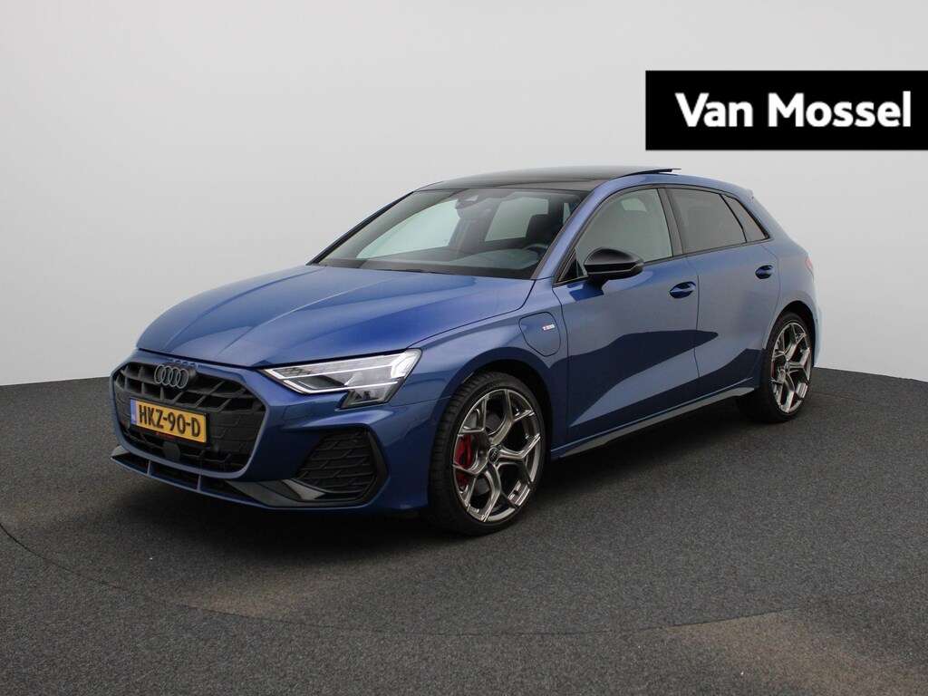 Audi A3 Sportback 45 TFSI e S edition Competition 272 PK | Demo | S-line | Panoramadak | Lichtpakket pro | Cruise Control | Parkeersensoren | LED | Apple Carplay | Android Auto |