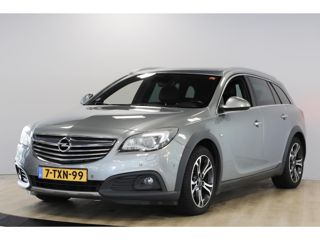 Opel Insignia Country Tourer 1.6 T 2x4 | Leer | Camera | Automaat | topconditie!