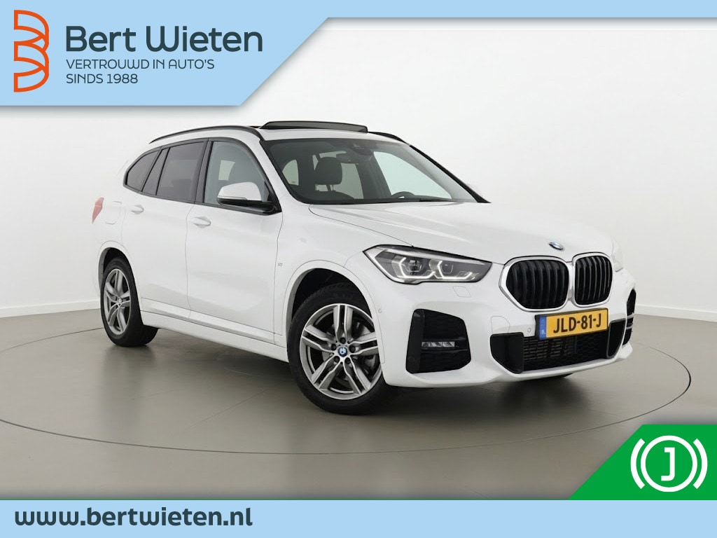 BMW X1 sDrive18i M Sport | Schuifdak | Camera | Stoelverwarming