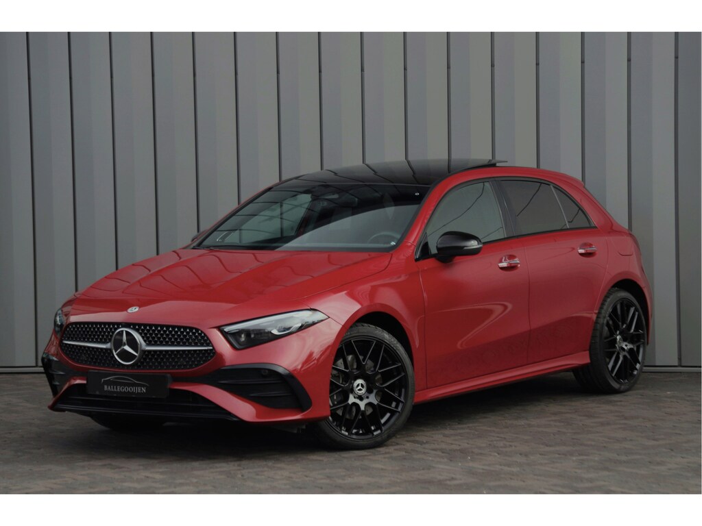 Mercedes-Benz A-klasse 250e AMG | 218PK | Pano | Sfeerverlichting | Burmester | Multibeam | Leder | Distronic | Stuurwielverwarming | Trekhaak | 2024.