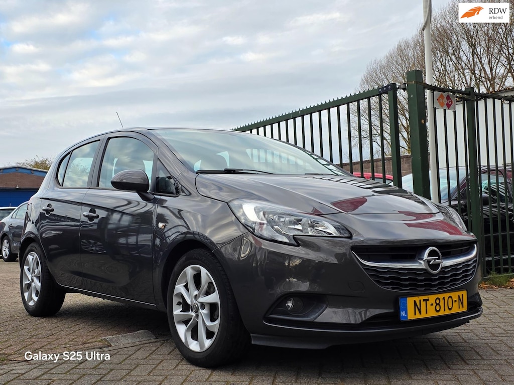 Opel Corsa 1.4 Color Edition airco cruis control cv op afs
