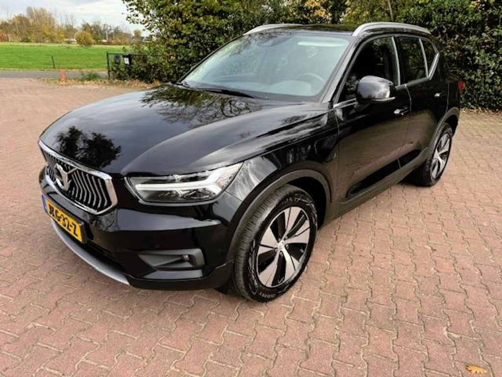 Volvo XC40 1.5 T5 RECHARGE 180PK BUSINESS PRO