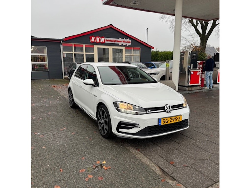 Volkswagen Golf Vii 1.0 TSI 110pk 5D R-LINE Comfortline Business