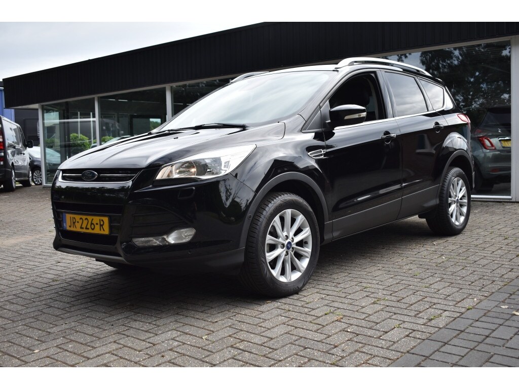 Ford Kuga 1.5 Titanium+Stylingpack CAMERA CRUISE NAVI PDC CLIMA TREKHAAK