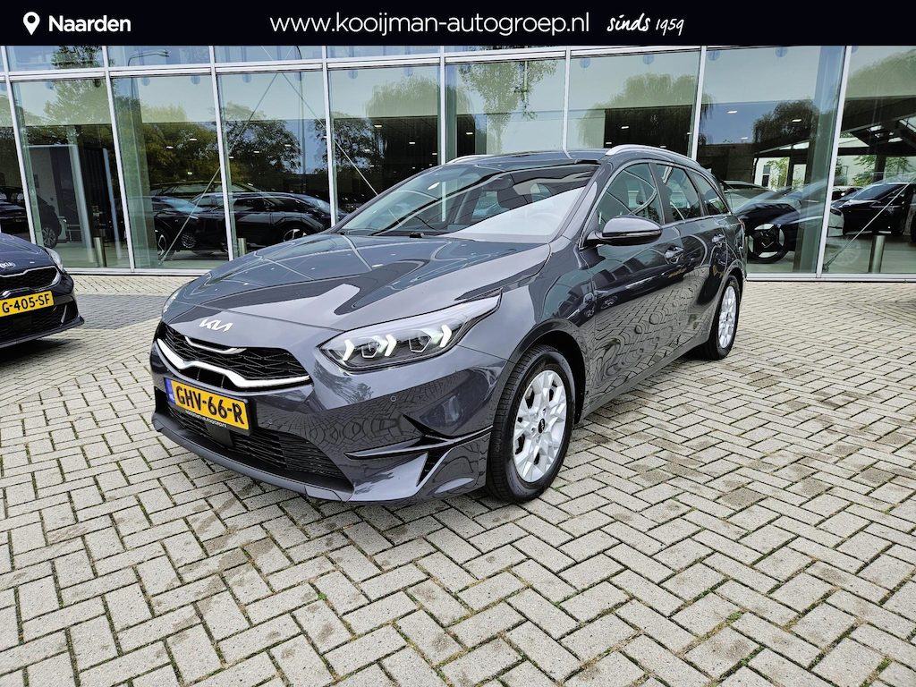 Kia Ceed Sportswagon 1.5 T-GDi DynamicLine Trekhaak | Nav | Lmv | Achteruitrijcamera | 1e eigenaar | Dealer onderhouden!! TIJDELIJK EXTRA INRUIUL VOORDEEL!!