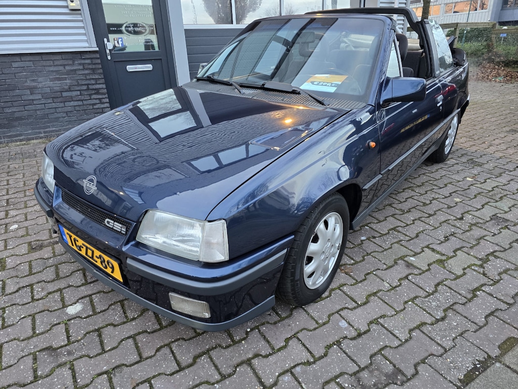 Opel Kadett KADETT-E-CABRIO C2.0NE GSI OPNIEUW GESPOTEN