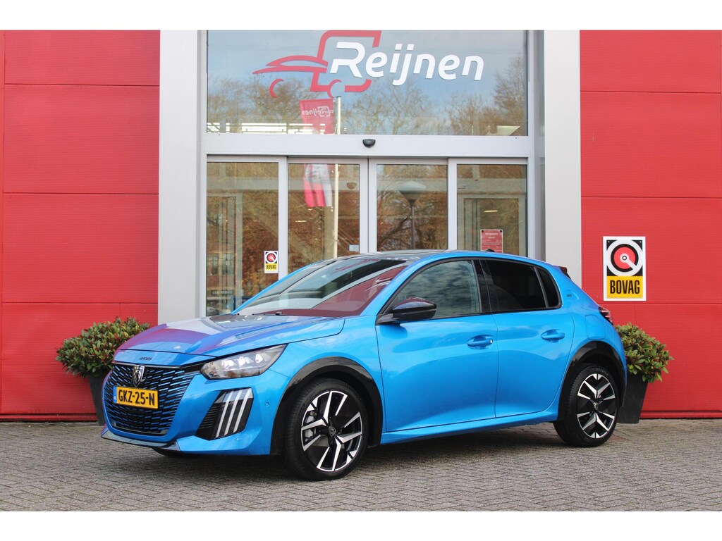 Peugeot 208 1.2 100PK GT | PANORAMA DAK | KEYLESS ENTRY/START | DRAADLOZE APPLE CARPLAY/ANDROID AUTO | CAMERA VOOR + ACHTER | DRAADLOZE TELEFOONLADER | 17" LICHTEMTALEN VELGEN | FULL LED KOPLAMPEN | DODEHOEK DETECTIE | PARKEERSENSOREN VOOR + ACHTER | CRUISE CONTROL | CLIMATE CONTROL |