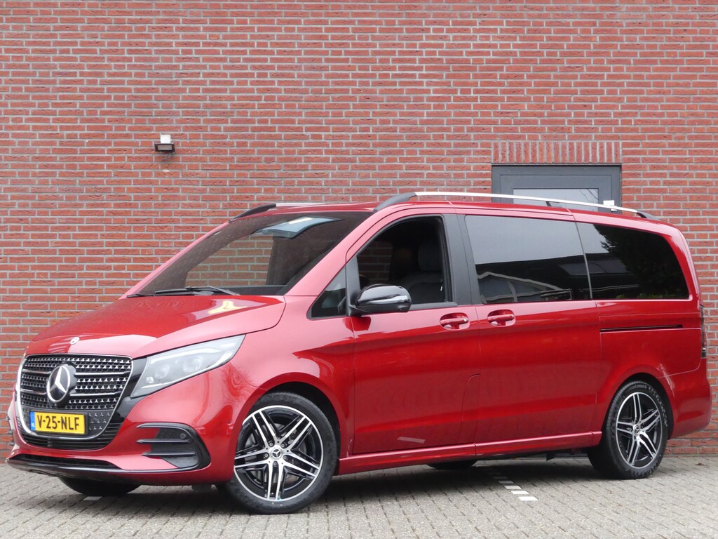 Mercedes-Benz V-klasse 220d Lang AMG Pakket Dubbel Cabine LED/LEER/Trekhaak