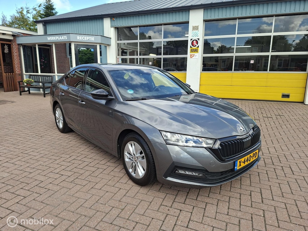Skoda Octavia 1.0 e-TSI Ambition