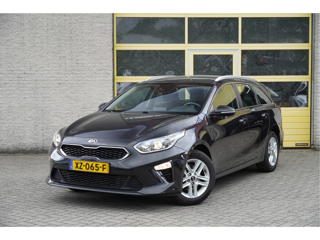 Kia Ceed Sportswagon 1.0 T-GDi DynamicLine BJ2019 Lmv 16" | Led | Pdc | Navi | Achteruitrijcamera | Climate control | Cruise control | Getint glas