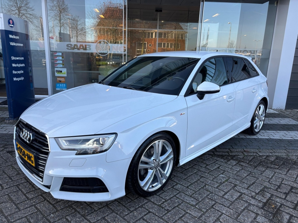 Audi A3 Sportback 35 TFSI S Edition | Cruise control | Led
