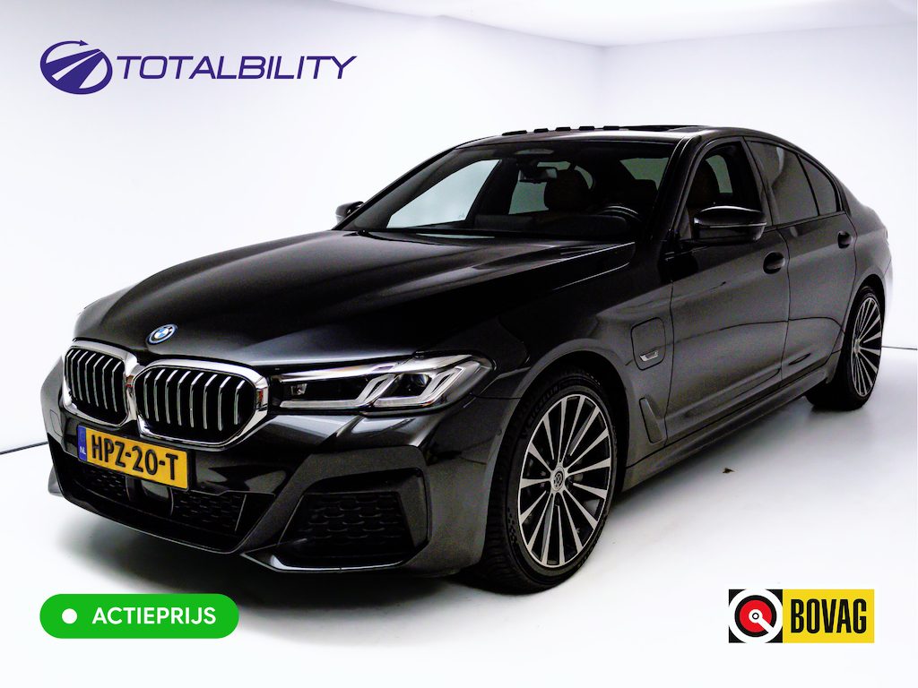 BMW 5-Serie BMW 545e xDrive M-Sport 394PK | 6-CIL. | SCHUIFDAK | TREKHAAK | 360° | ACC | STOEL- & STUURVERW | Adaptieve Cruise, Lederen bekleding, Comfortstoelen, Electrische verstelbare voorstoelen