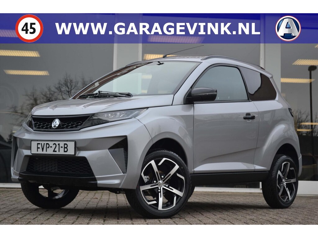 AIXAM Crossover S10 Apple Carplay | Achteruitrijcamera! Brommobiel