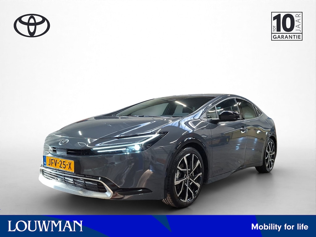 Toyota Prius 2.0 Plug-in Executive | BTW voertuig | Stoel+stuurverwarming | Parkeersensoren voor+achter | Dodehoek detectie | Elektrische achterklep |