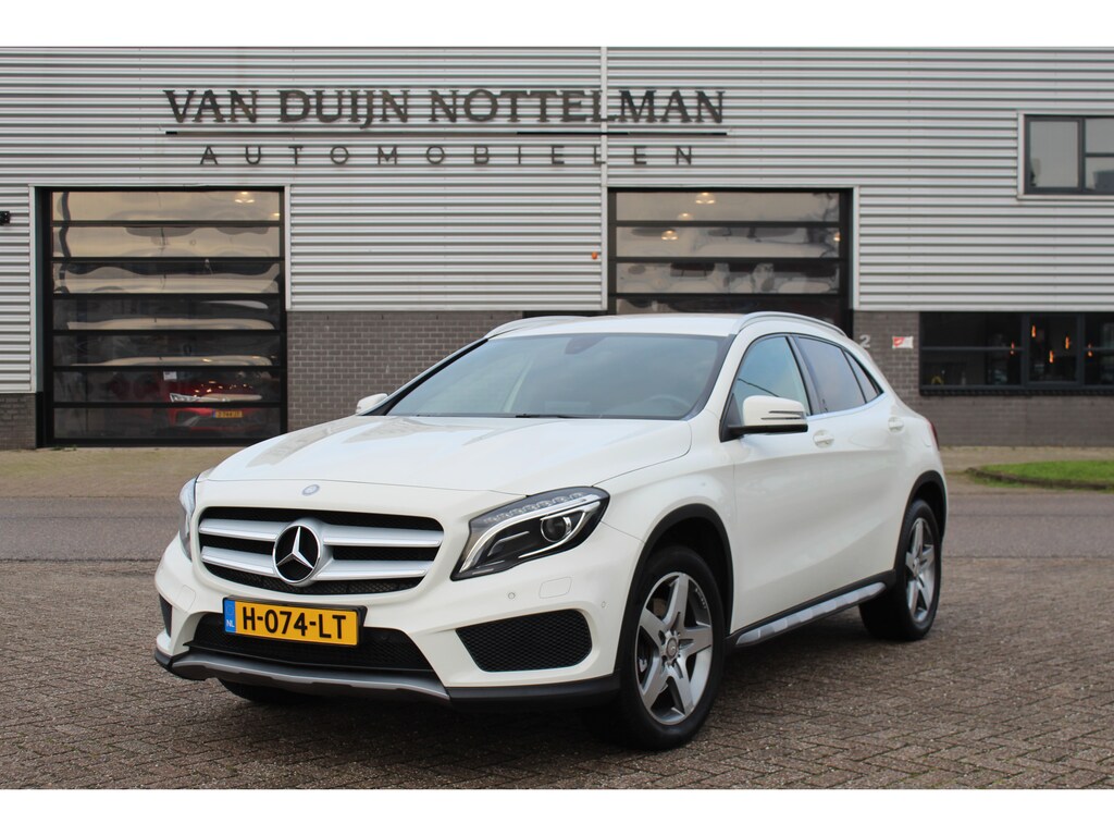 Mercedes-Benz GLA 250 4Matic AMG / Camera / Trekhaak / Xenon