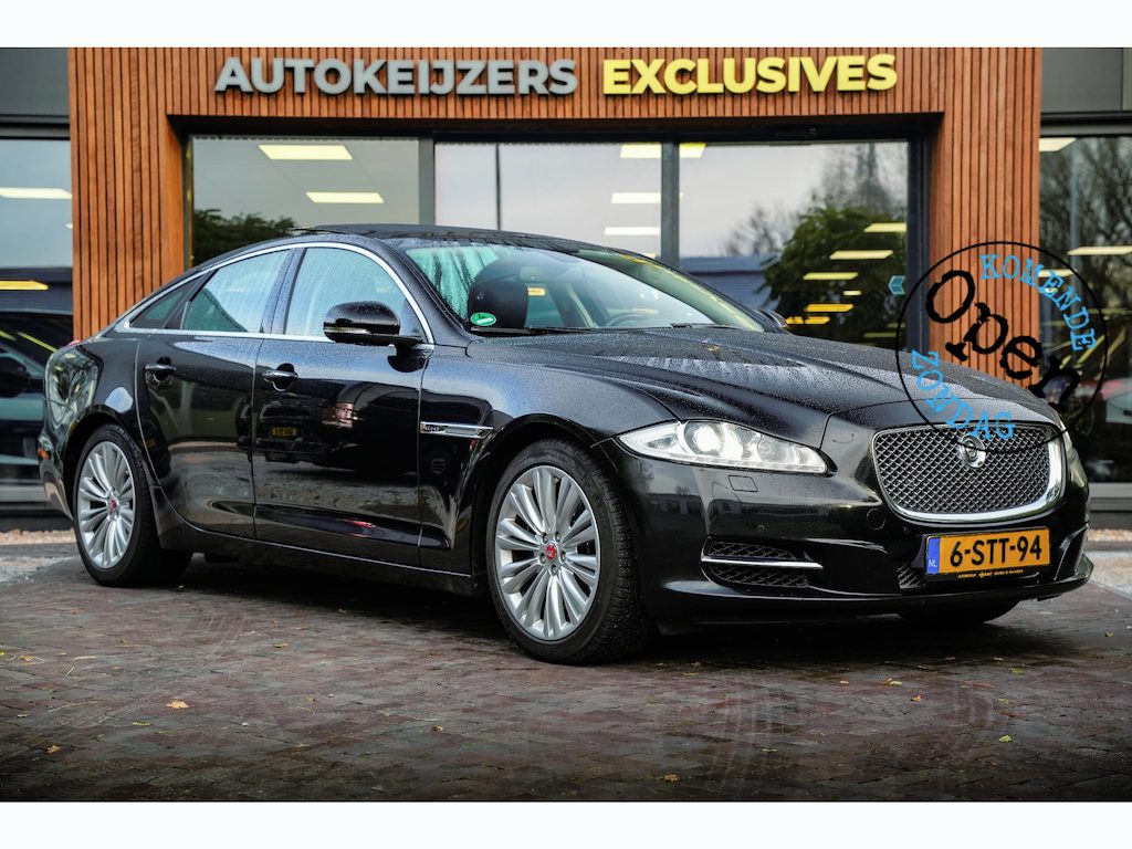 Jaguar XJ 3.0 V6D Portfolio Panodak Leer Navigatie Camera Cruise Clima