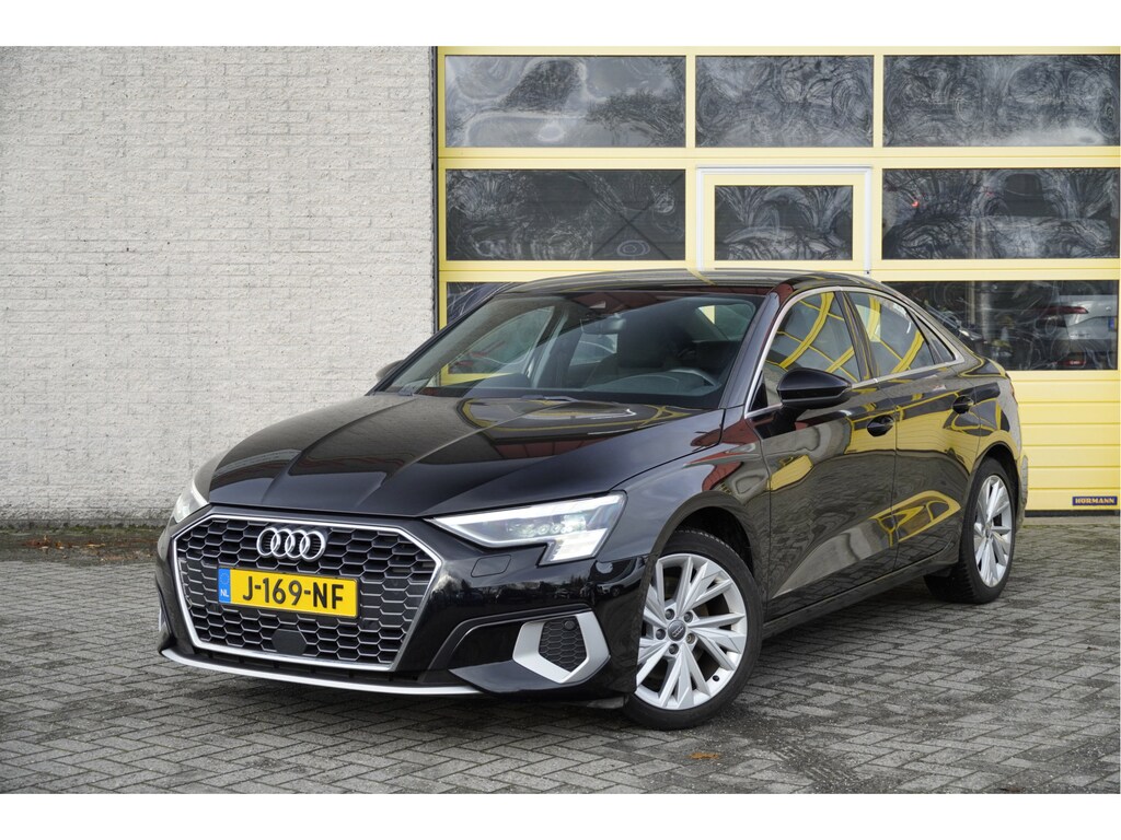 Audi A3 Limousine 35 TFSI 150PK! Automaat Business Edition BJ2020 Lmv 17" | Led | Pdc | Navi | Dynamische knipperlichten | App-Connect | Virtual cockpit | Climate control | Cruise control | Sportstoelen | Getint glas