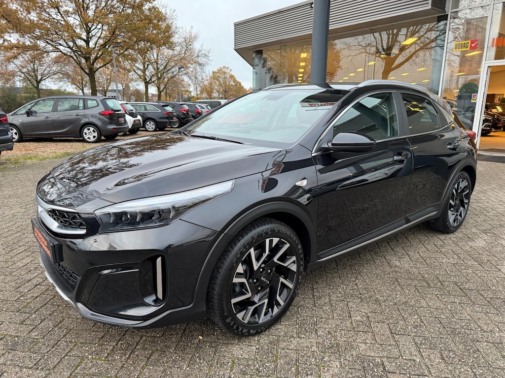 Kia Xceed 1.5 T-GDi DynamicLine, Automaat, Apple carplay, Half leer, Stoel/stuur verwarming, etc.