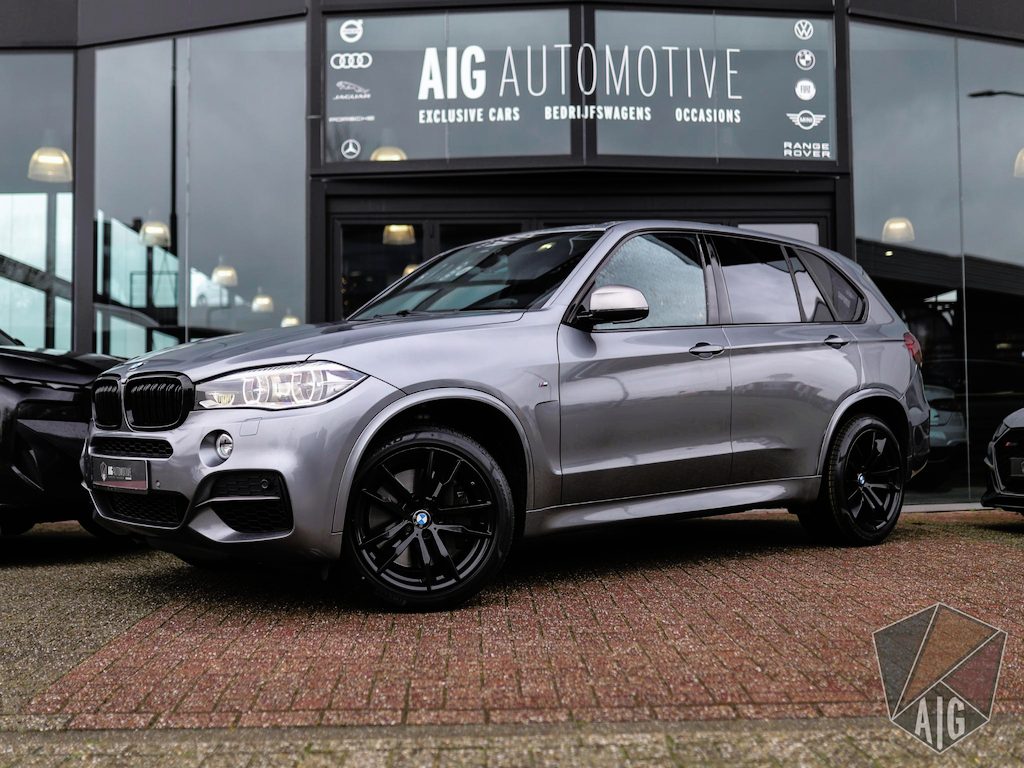 BMW X5 M50d | Trekhaak | HUD | Pano | Stuurverwarming | H/K