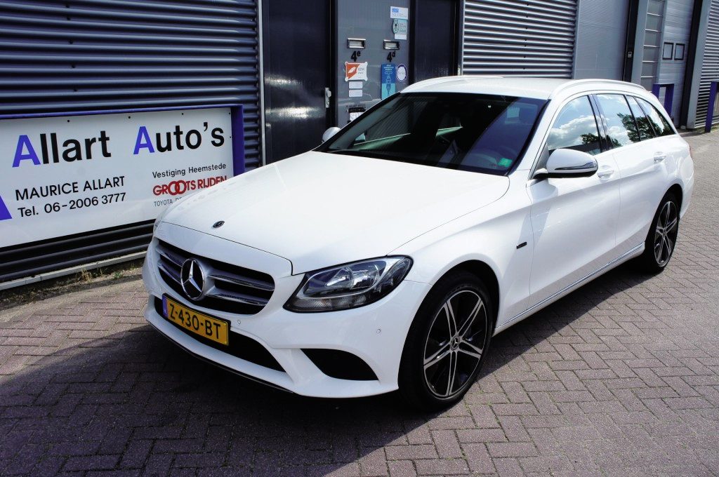 Mercedes-Benz C-klasse C 300e Estate Avantgarde Hybrid-Benzine 320pk
