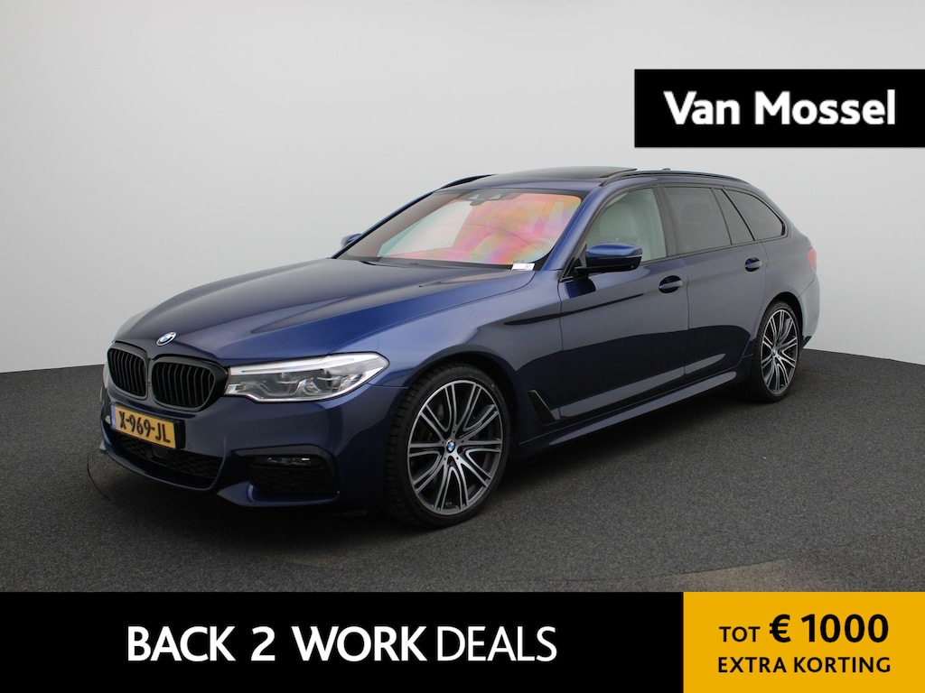 BMW 5-Serie Touring 540i xDrive High Executive | Automaat | Panoramadak | Harman Kardon | Lederen Bekleding | Stoelverwarming + Stoelventilatie | head-up display | 360. Camera | Sfeerverlichting |