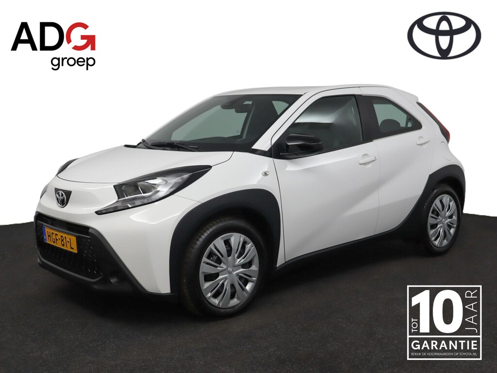 Toyota Aygo X 1.0 VVT-i MT Play | Adaptive Cruise Control | Apple Carplay | Android Auto | Achteruitrijcamera | Airco |
