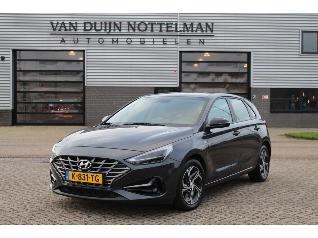 Hyundai i30 1.0 T-GDi MHEV Comfort Smart / Carplay / Camera / N.A.P.